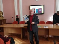 Творческая встреча с редактором журнала «Бийский вестник» Виктором Буланичевым.